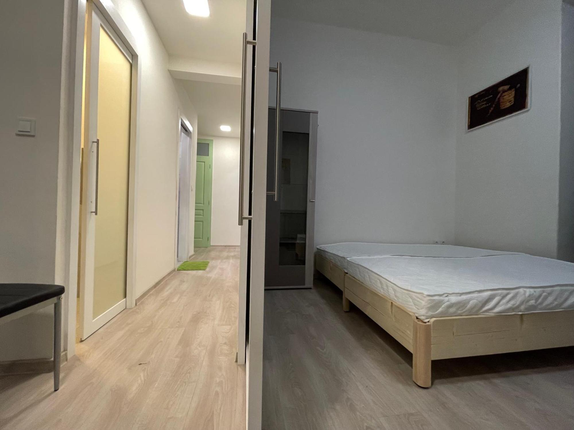 Vintage Apartment Ostrava Center City Екстер'єр фото